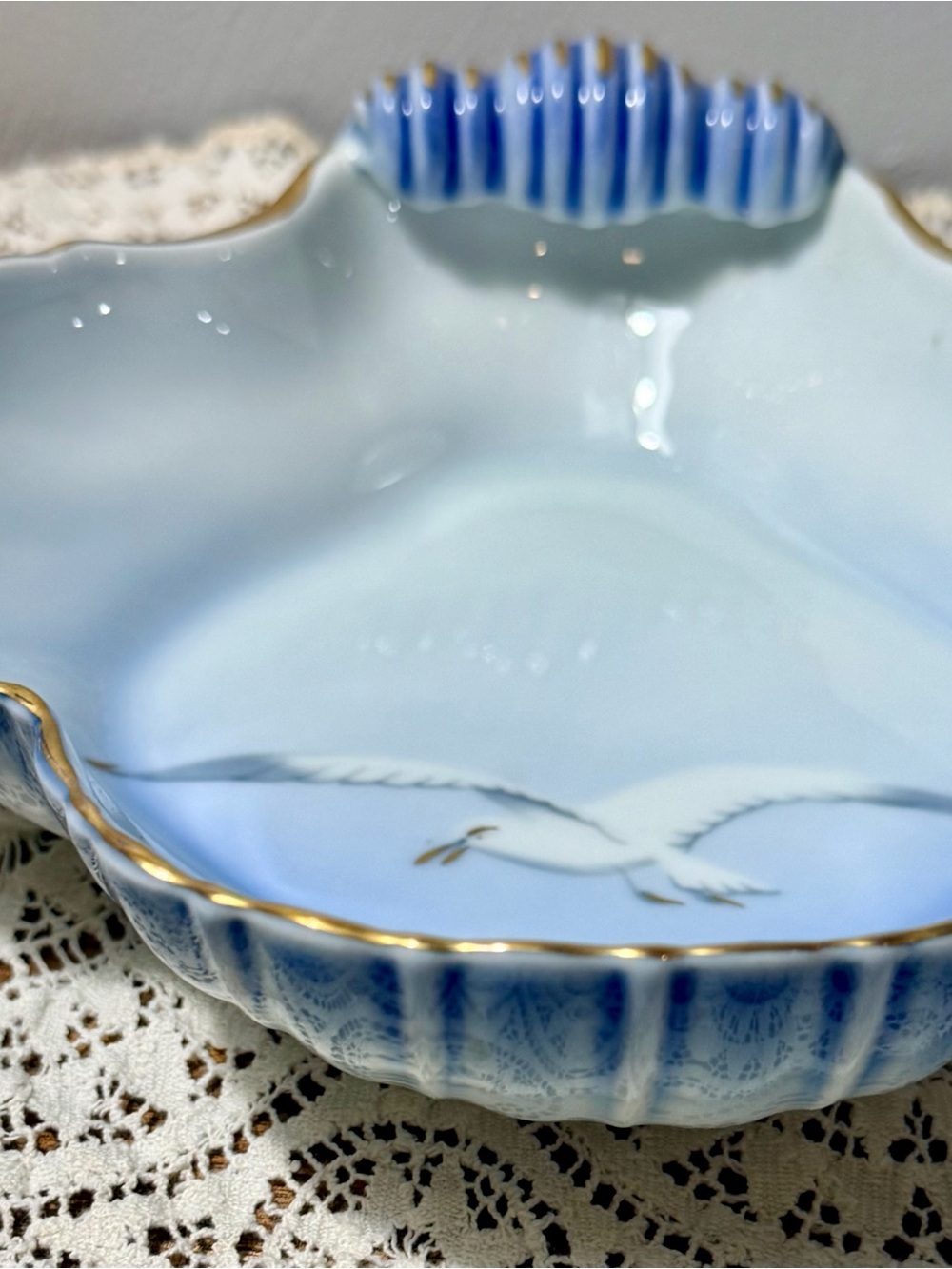 Vintage B&G Copenhagen Porcelain Shell Dish, Blue Ombre Seagull Gold Trim - Picture 4 of 13